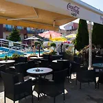 Хотел съни 4*