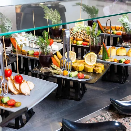 Хотел съни 4*