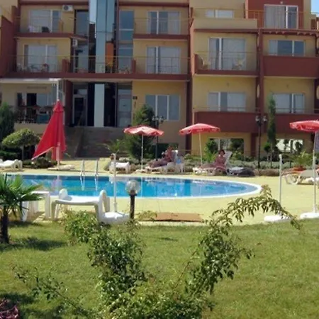 Sunny 4*
